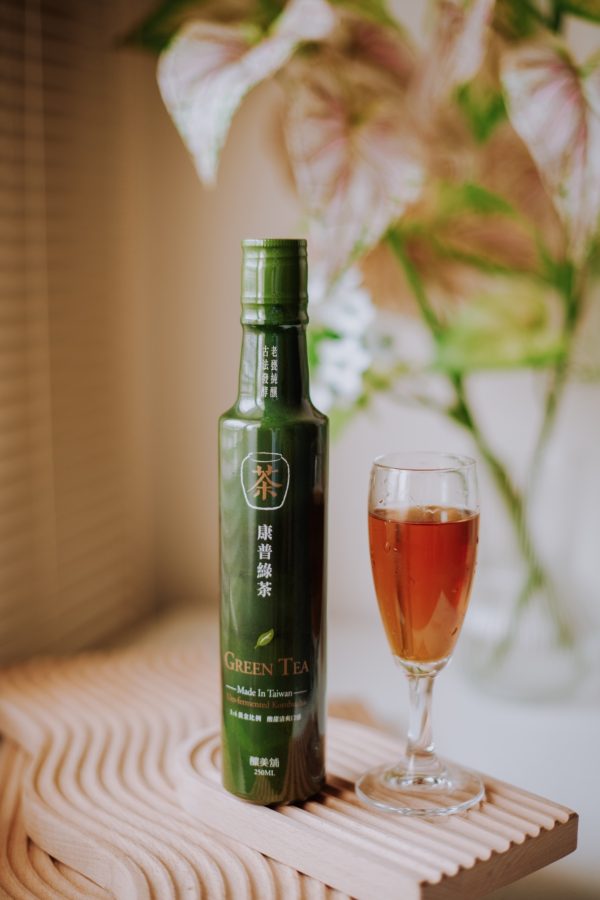 LINE_ALBUM_2024.10.18 _1_241018_18 【釀美舖 】康普綠茶 梅甘韻味 250ml