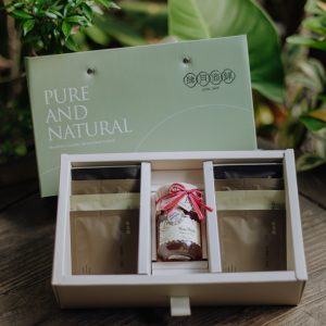 【肆月臻選禮盒】小銅鍋法式頂級果醬(120克)ｘ山說自然農法茶包(8包)